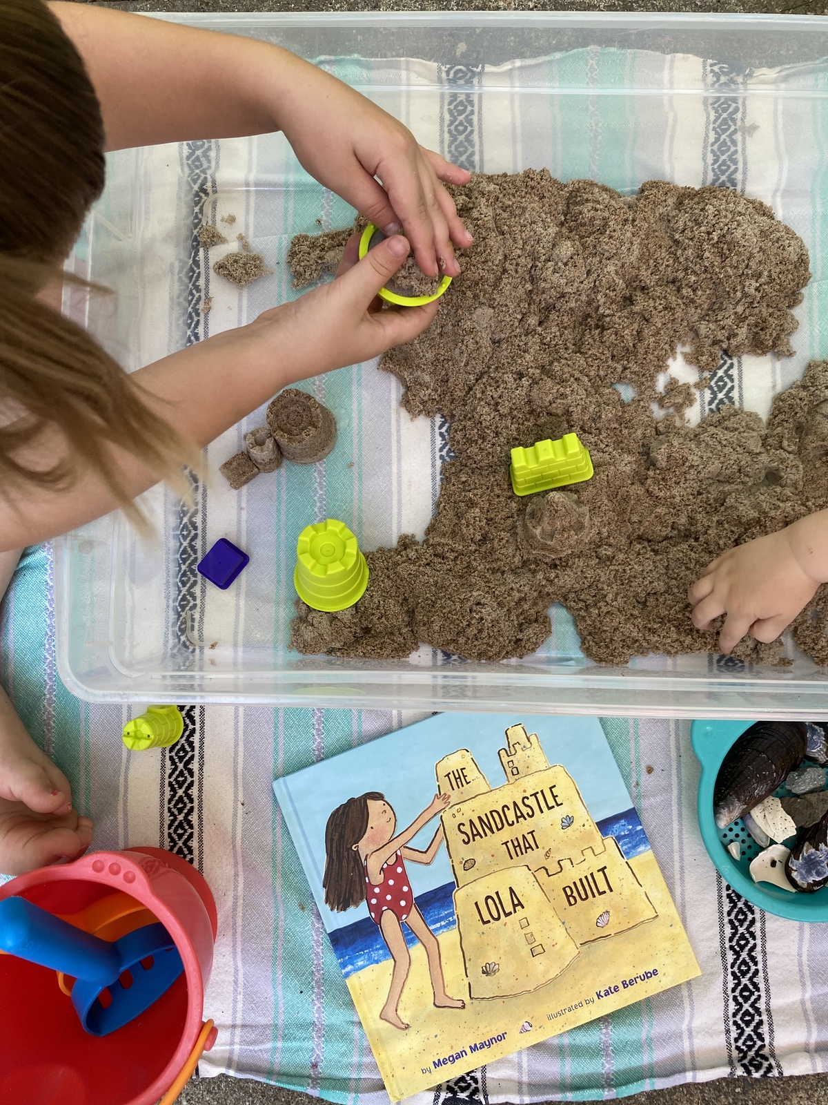 Sensory Tables Beach WinterKids 02