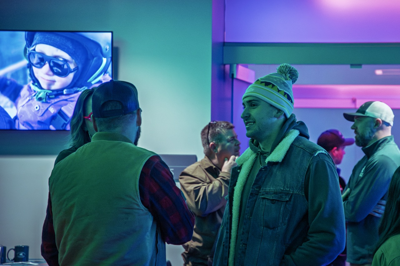 2025 Snow Day DreamsMingling 01 Julia Peet Photography Large