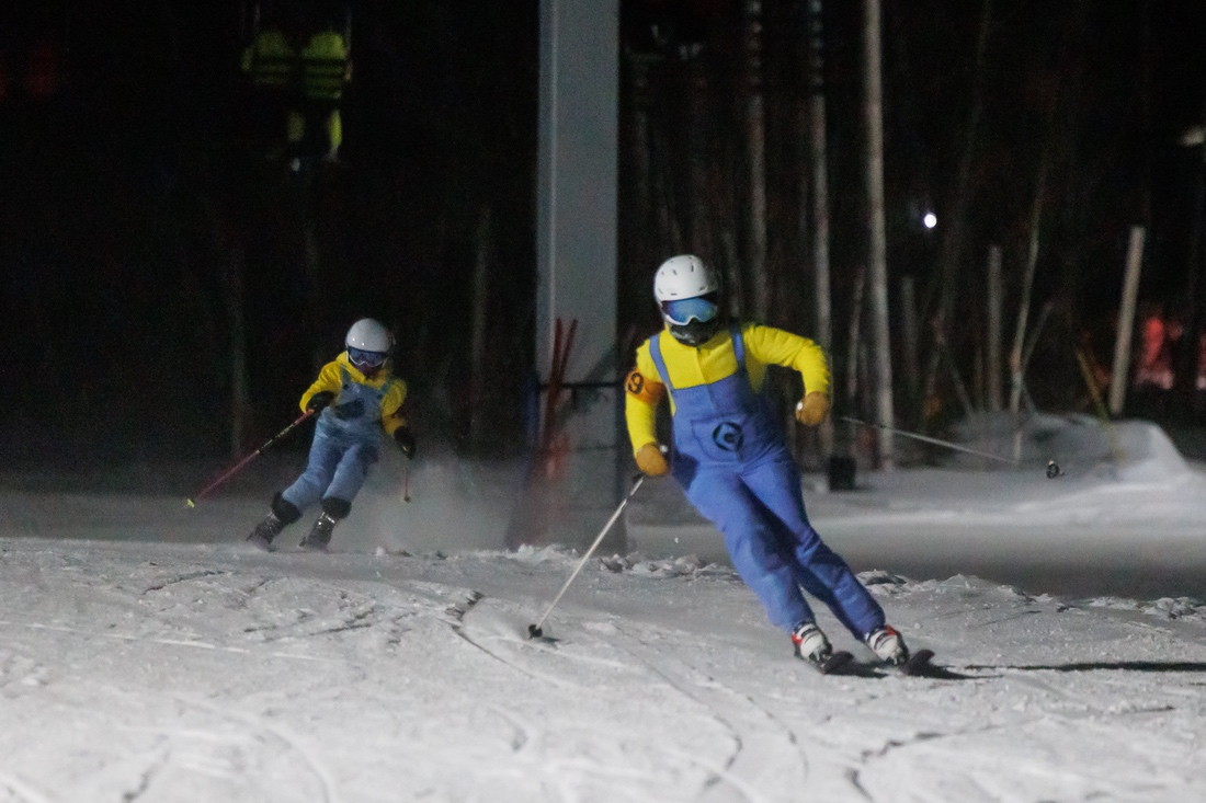 CAMZ0136 Downhill 24 2026 SDP Photo